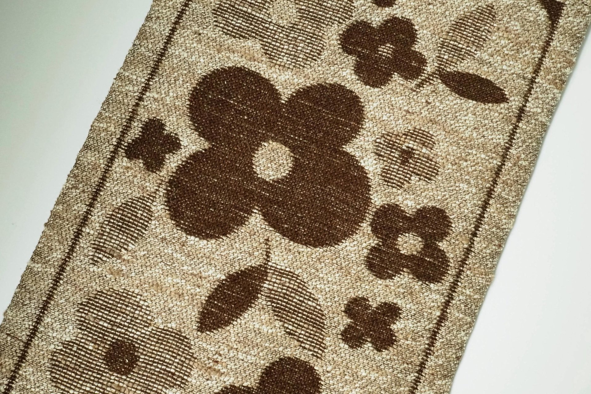 Vintage wall hanging | Floral wall tapestry | Retro wall hanging | Scandinavian wall hanging | Brown and beige wall hanging