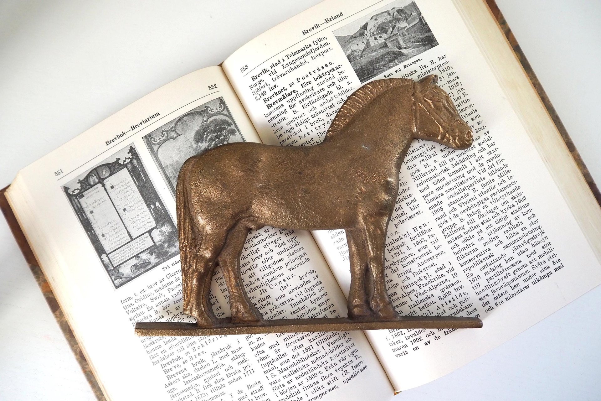 Vintage brass horse | Vintage horse figurine | Vintage horse ornament | Vintage brass figurine | Brass horse | Standing brass horse