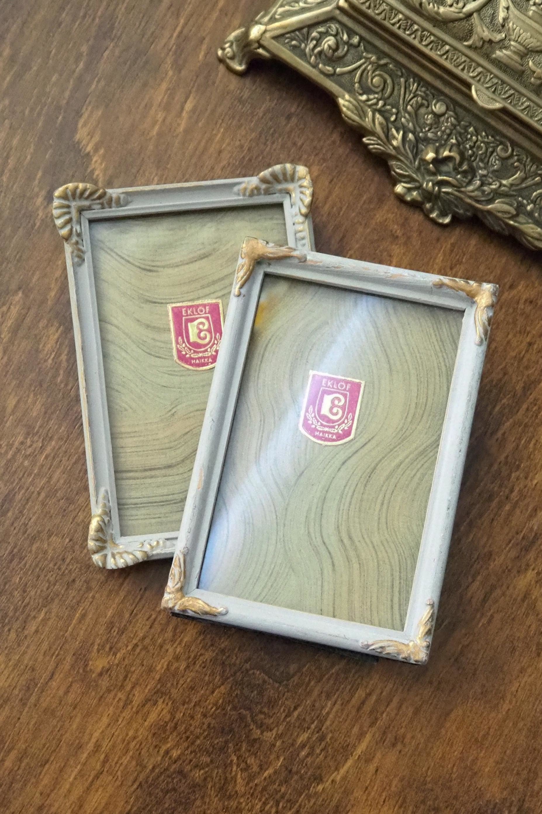 Set of two vintage frames | Vintage wooden picture frames | Vintage Eklöf photo frame | Made in Finland | Mismatched photo frames