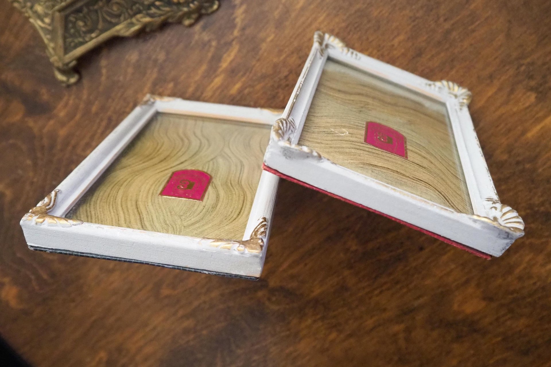 Set of two vintage frames | Vintage wooden picture frames | Vintage Eklöf photo frame | Made in Finland | Mismatched photo frames