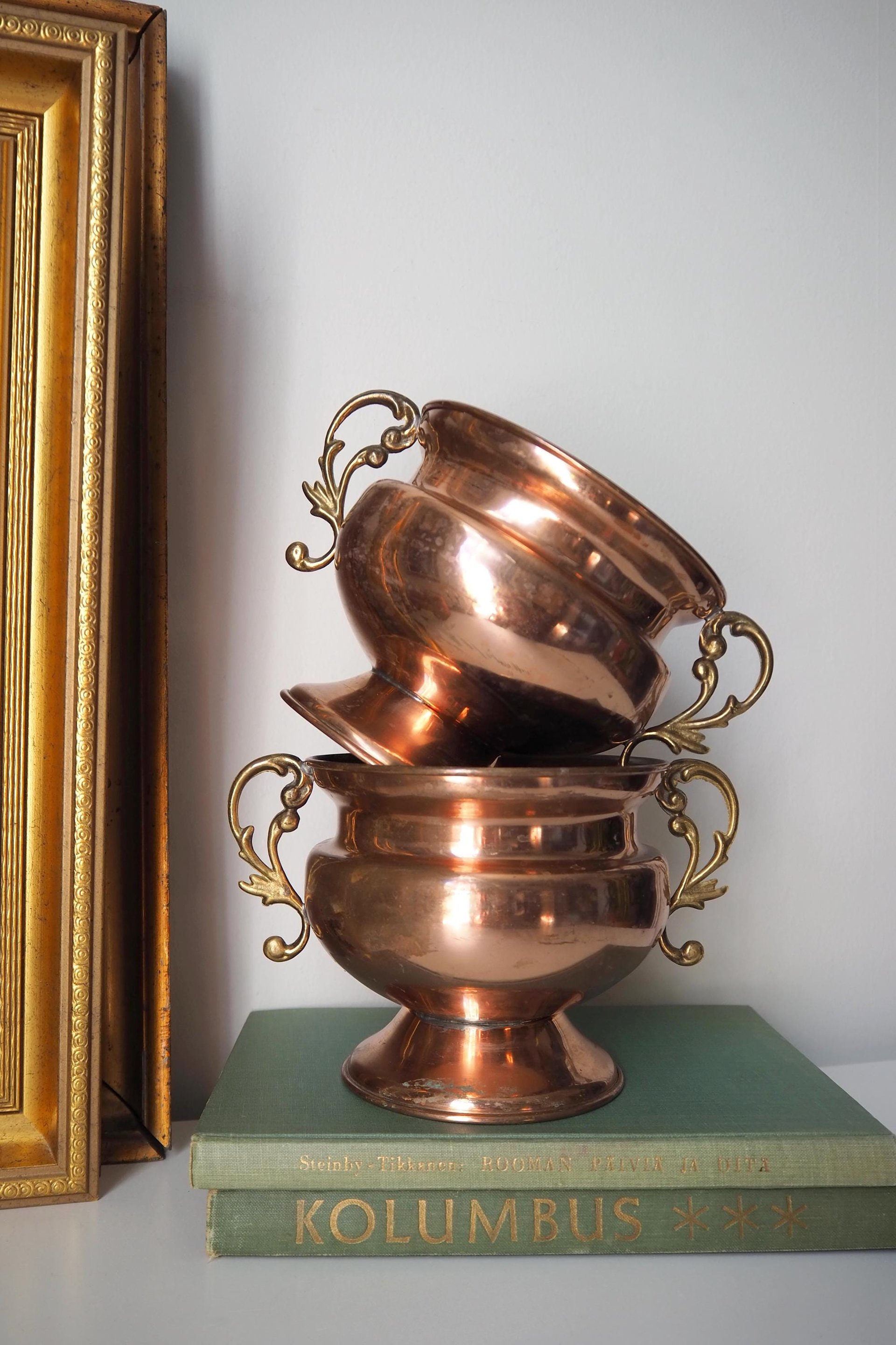 Set of two vintage copper planters | Vintage footed bowls | Matching copper planters | Vintage footed planters | Vintage planters