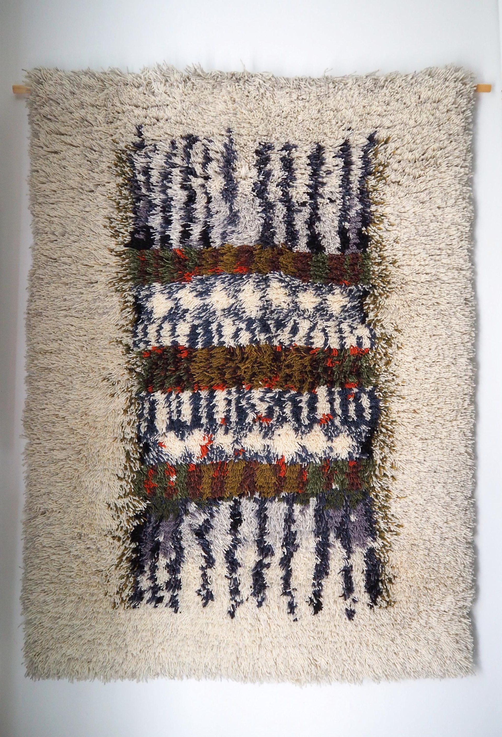 Vintage Rya wall hanging | Scandinavian Rya rug | Wool vintage wall hanging | Vintage wool Rya rug | Traditional Scandinavian wall hanging