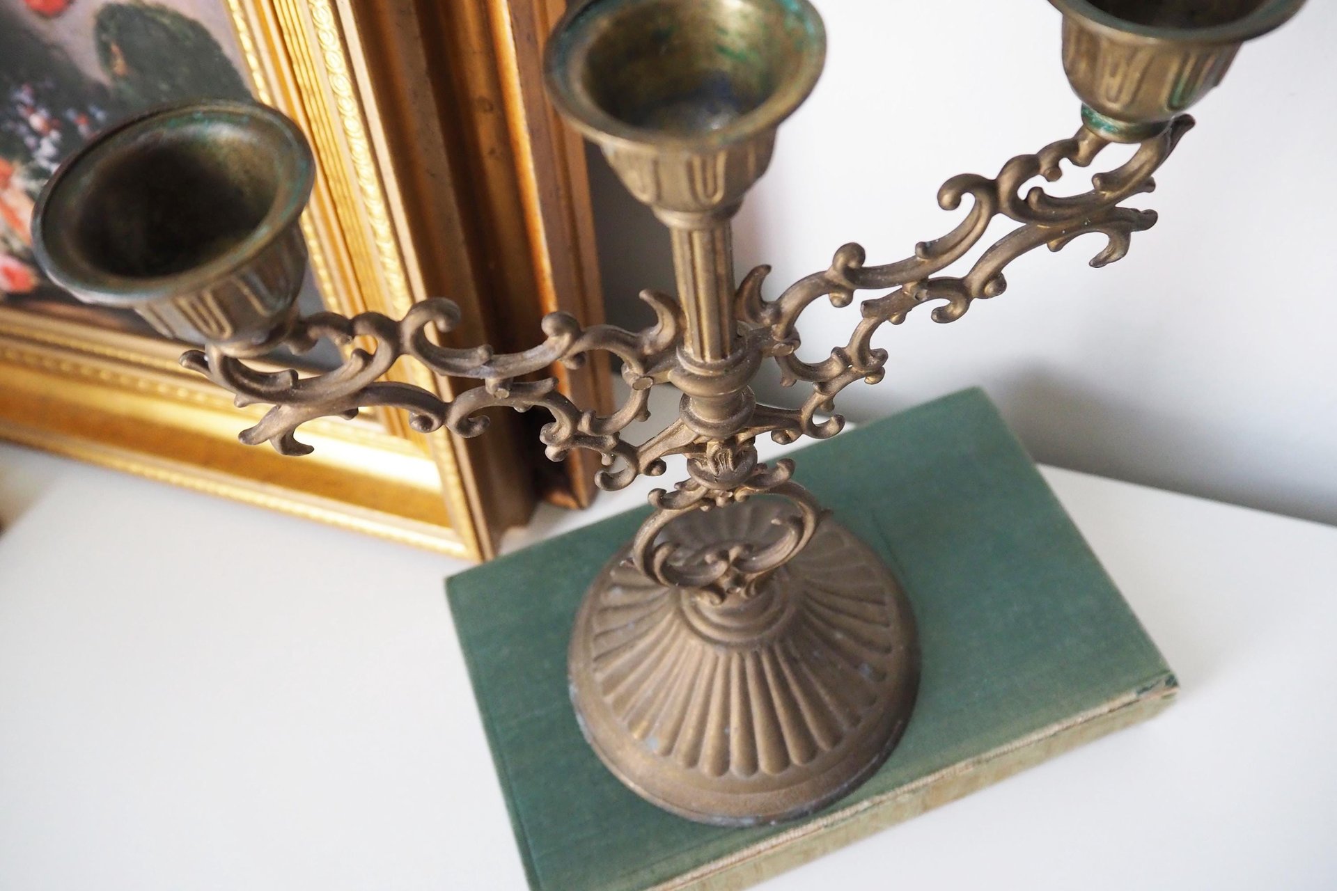 Vintage three arm candelabra | Ornate candelabra | Three arm candlestick holder | Vintage candelabrum | Small candelabrum