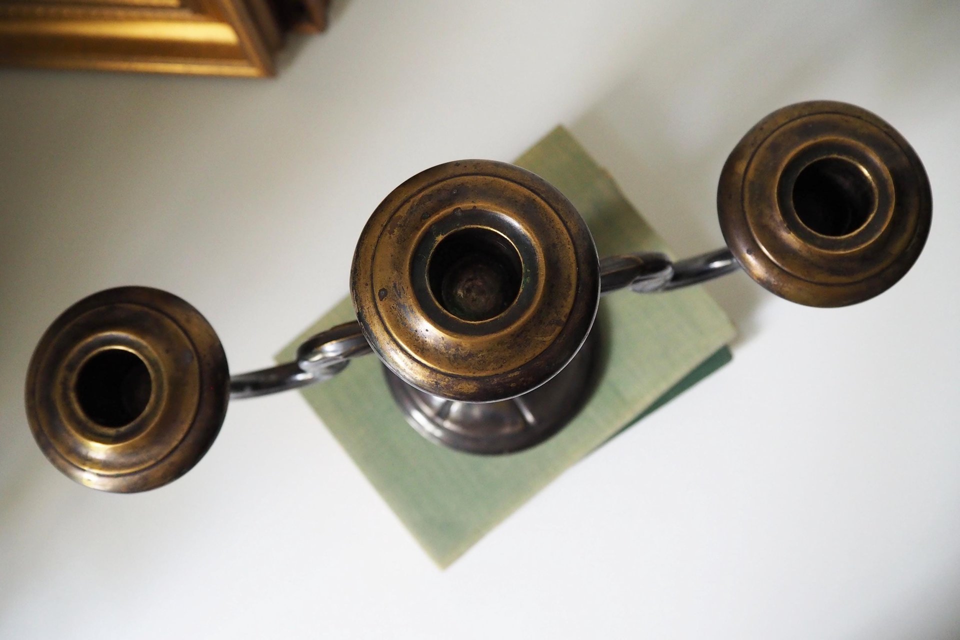 Vintage three arm candelabra | Silver plated candelabrum | Three arm candlestick holder | Vintage candelabrum | Vintage candle holder