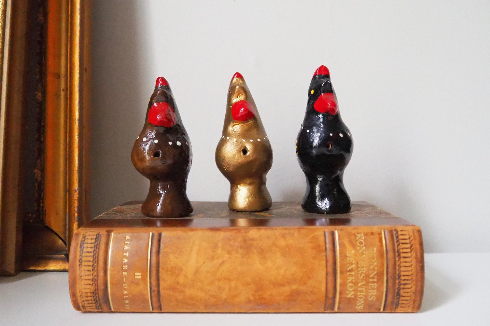 Vintage bird whistle set | Ceramic bird whistles | Retro bird whistles | Colourful bird whistles | Made in Finland | Finnish bird whistles