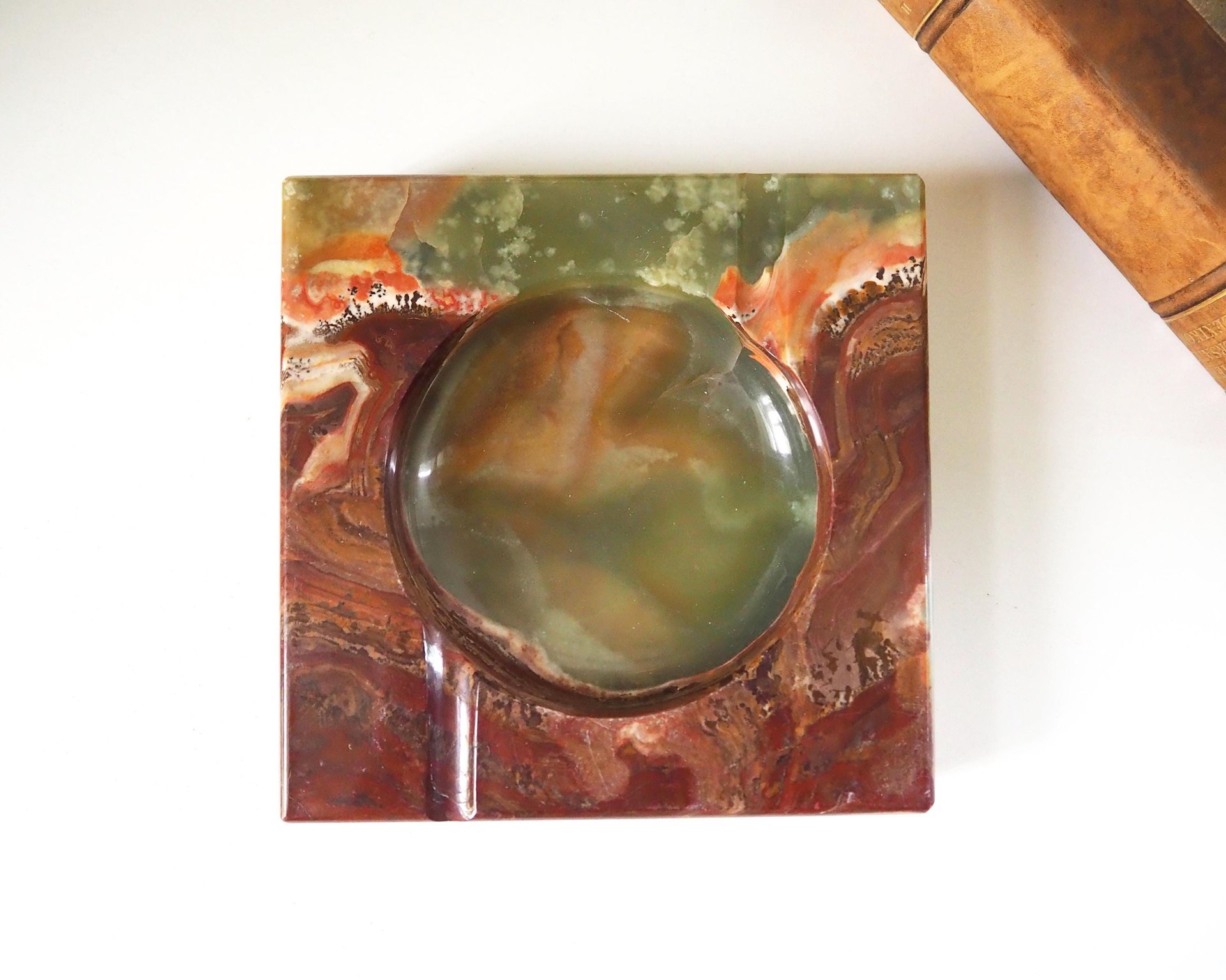 Vintage onyx marble ashtray | Large onyx ashtray | Large marble ashtray | Red and green onyx ashtray | Vintage ashtray