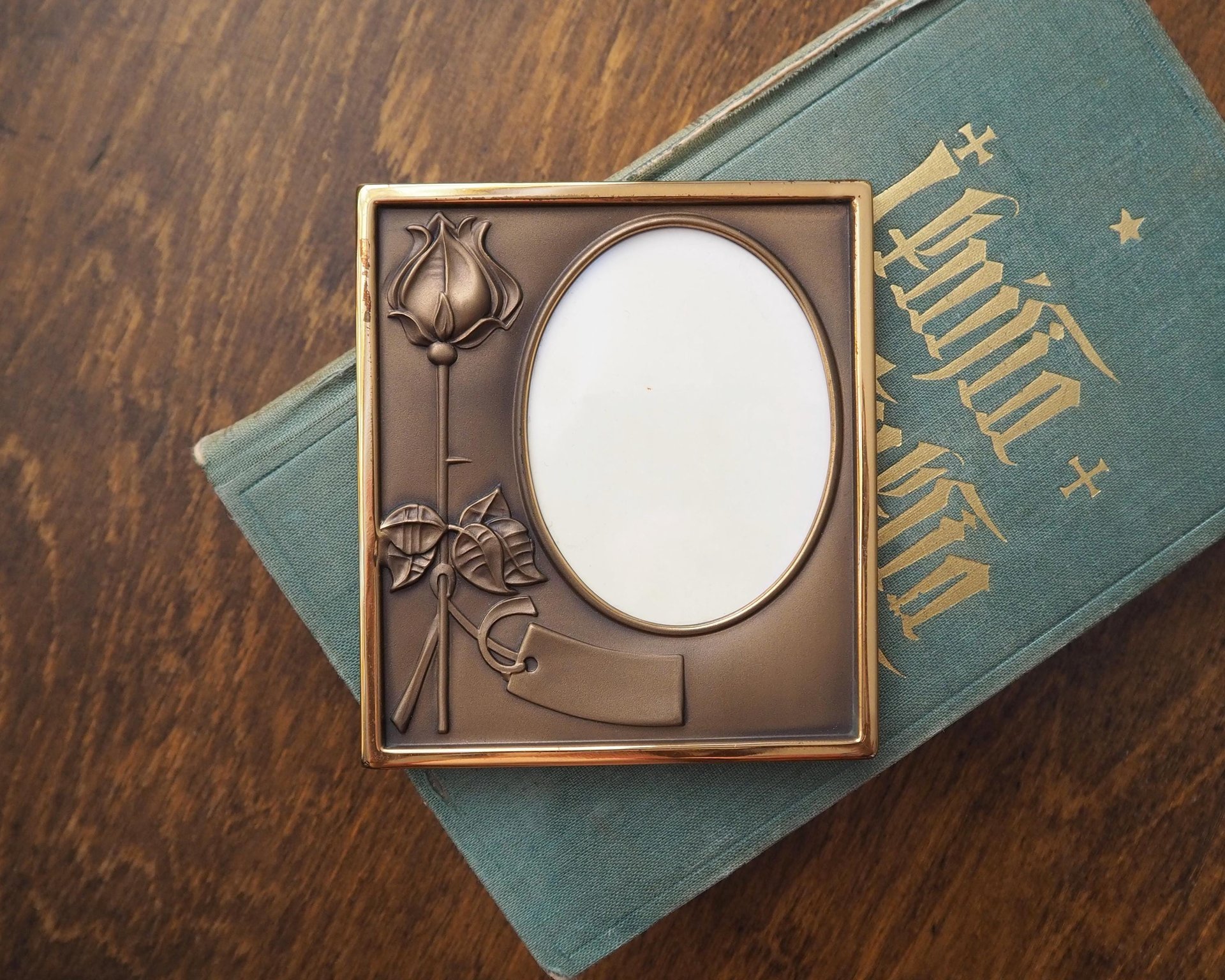 Vintage bronze photo frame | Jorma Laine Bronze Finland | Christening picture frame | Vintage picture frame | Made in Finland