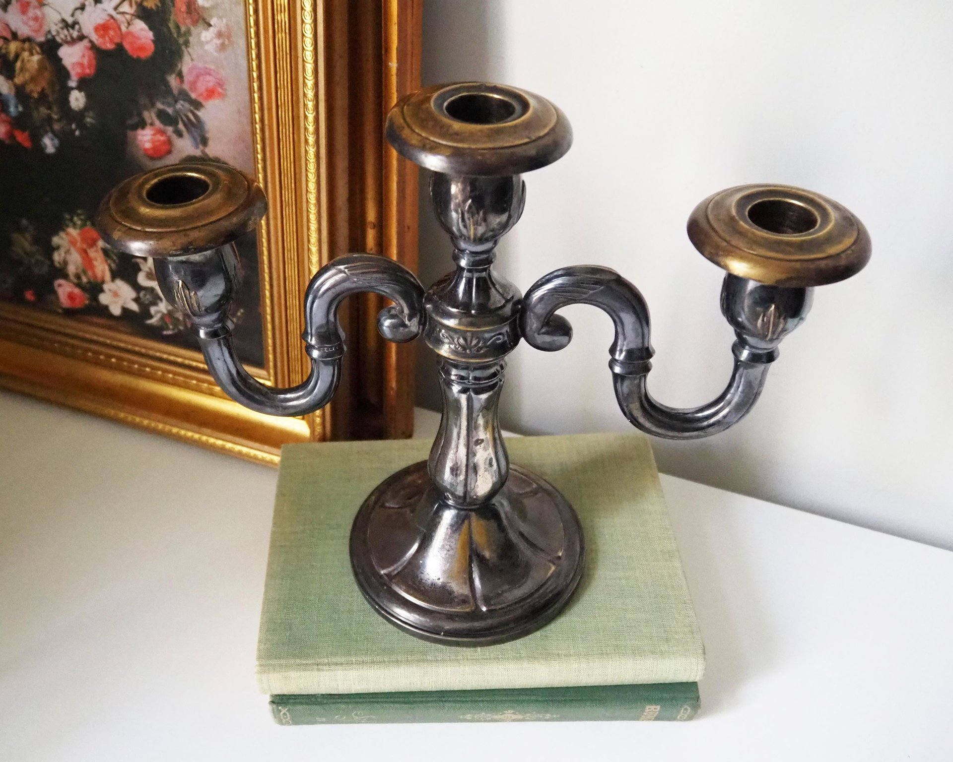 Vintage three arm candelabra | Silver plated candelabrum | Three arm candlestick holder | Vintage candelabrum | Vintage candle holder