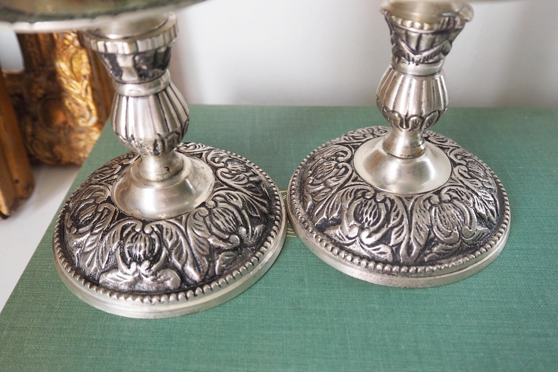 Set of two vintage candle holders | Silver tone candle holders | Matching candle holders | Vintage candle holders | Pillar candle holders