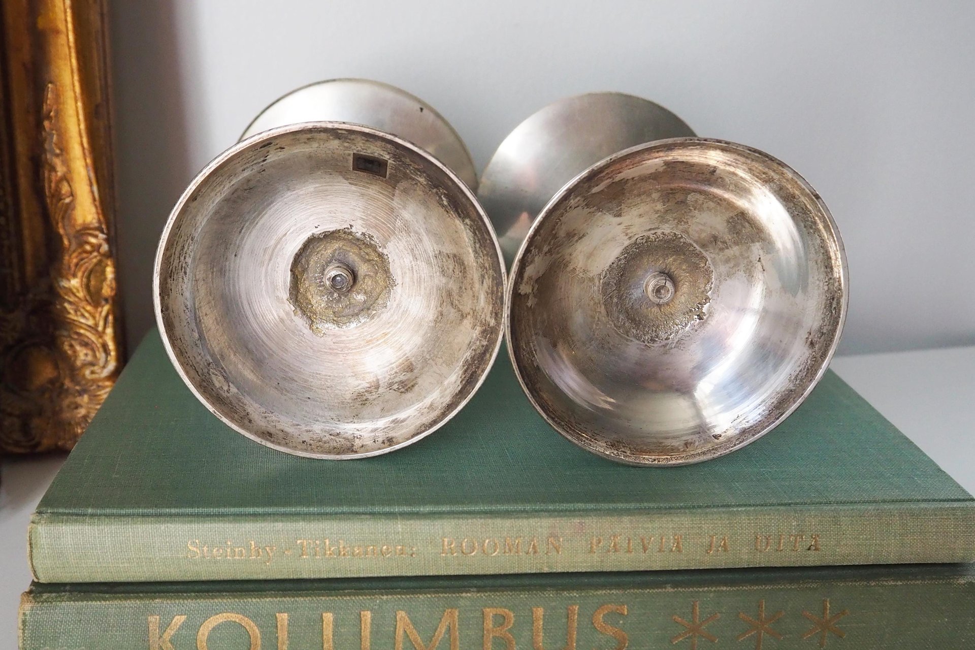 Set of two vintage candle holders | Silver tone candle holders | Matching candle holders | Vintage candle holders | Pillar candle holders