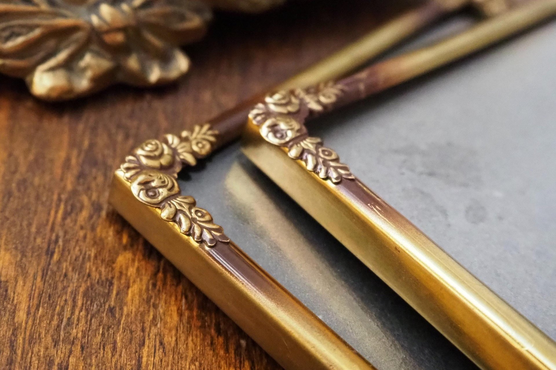 Set of two vintage photo frames | Vintage brass frames | Set of two matching vintage frames | Vintage brass frame set | Vintage frames