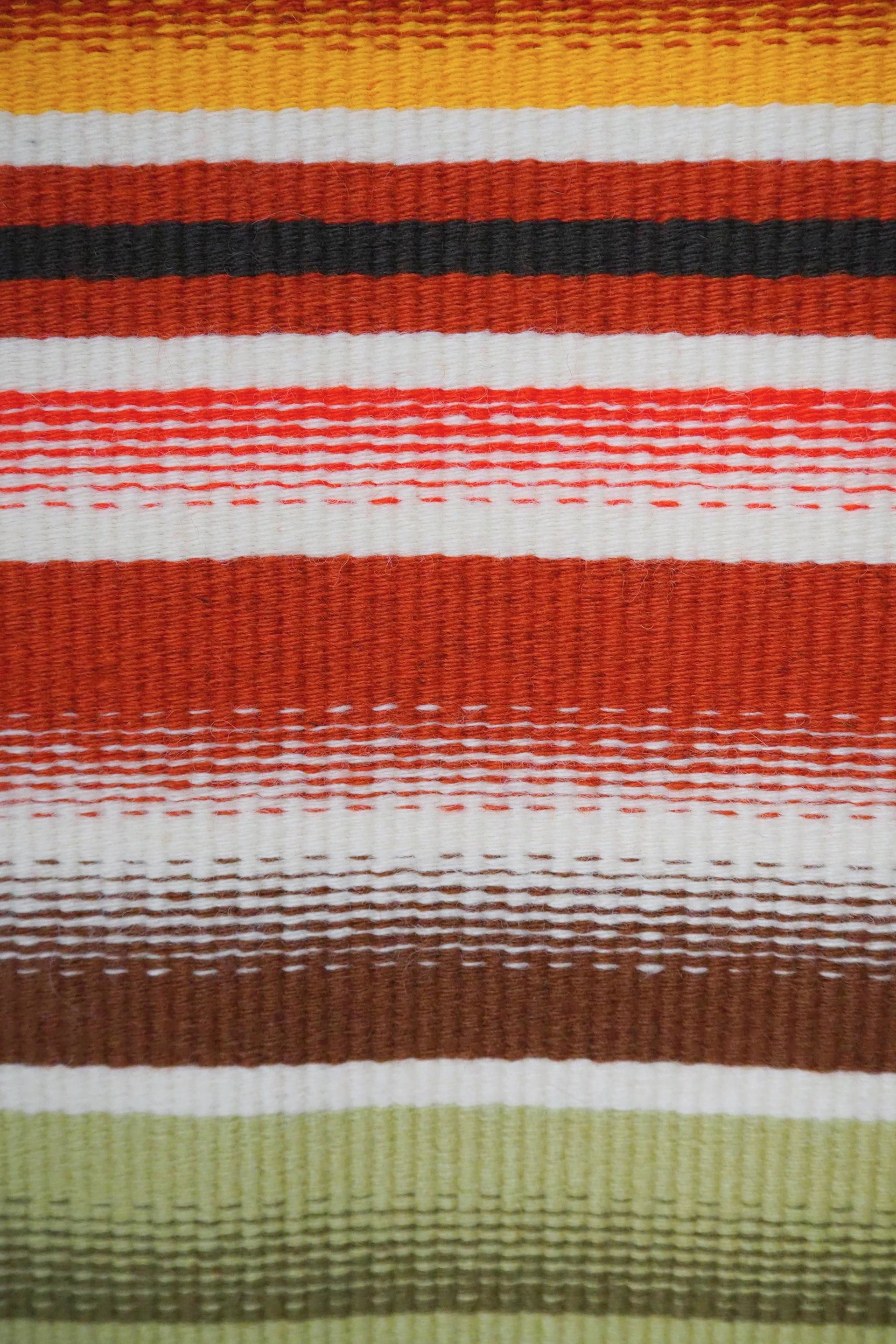 Vintage wall hanging | Finnish Raanu | Scandinavian wall tapestry | Red Raanu wall hanging | Large vintage wall tapestry | Made in Finland