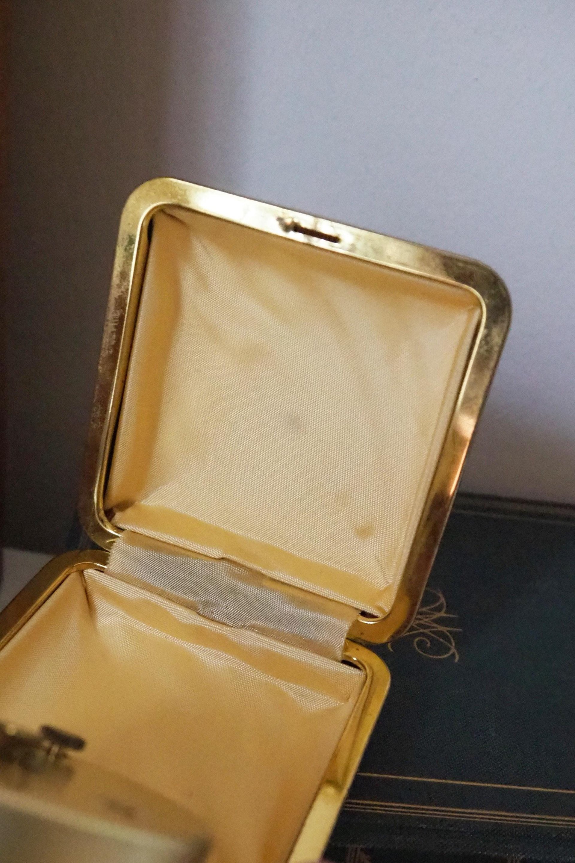 Vintage travel alarm clock | Europa alarm clock | Vintage wind up clock | Travel alarm clock | Working order