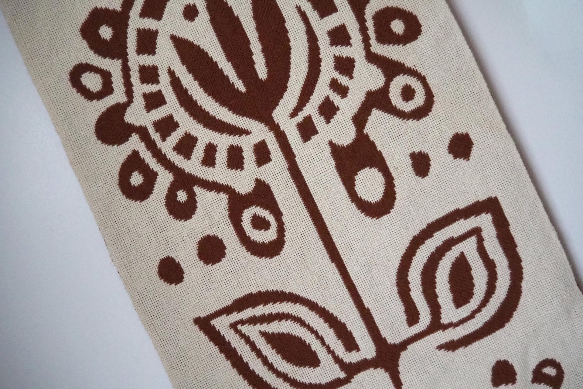 Vintage wall hanging | Long white and brown wall hanging | Scandinavian wall hanging | Vintage wall tapestry | Handmade wall tapestry