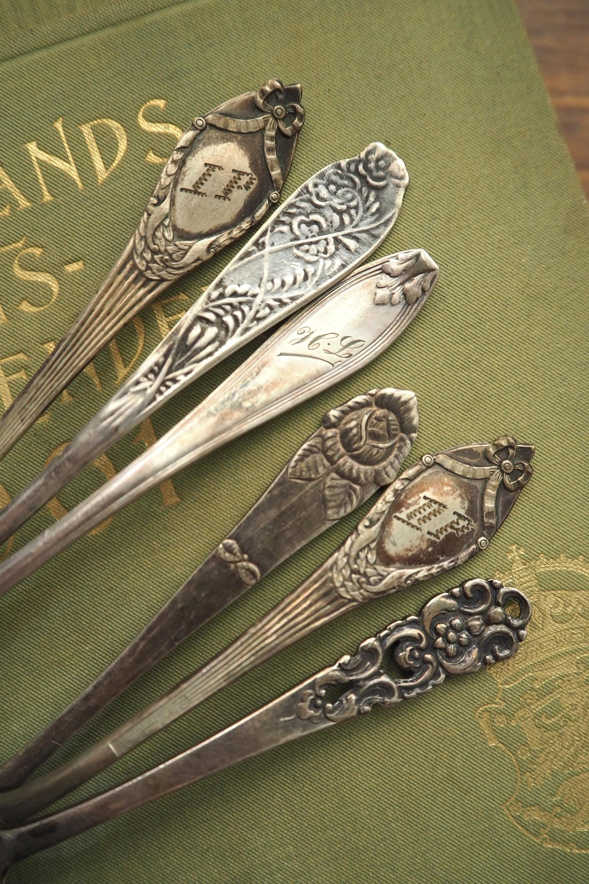 Set of six vintage teaspoons | Small silver plated teaspoons | Mismatched teaspoon set | Vintage alpacca teaspoons