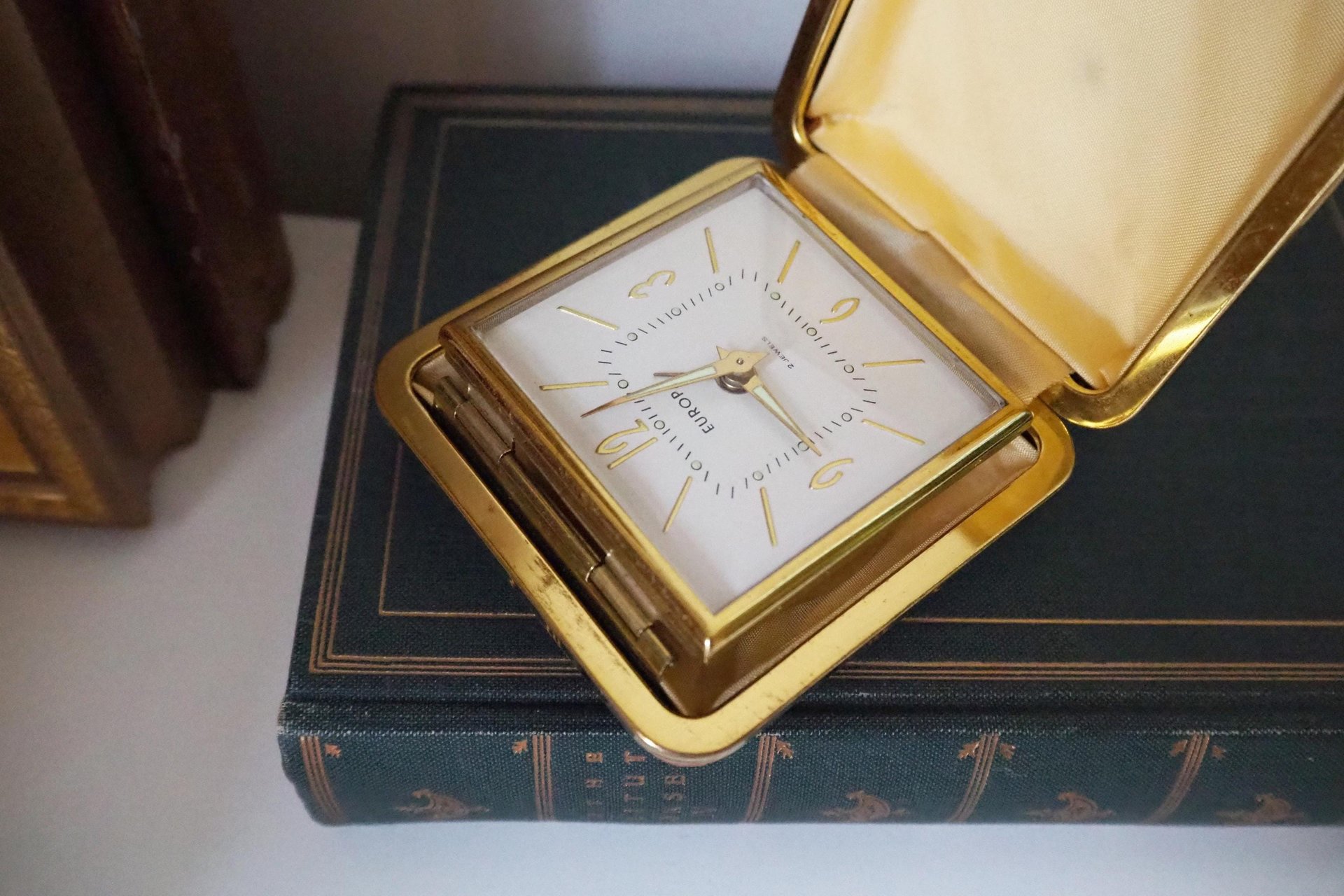 Vintage travel alarm clock | Europa alarm clock | Vintage wind up clock | Travel alarm clock | Working order