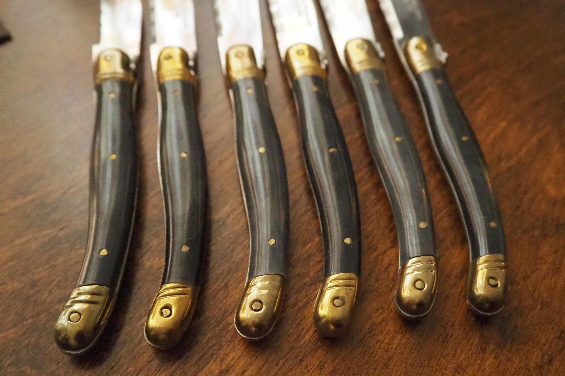 Set of six vintage steak knives | Vintage Laguiole knives | Vintage stainless steel knives | Vintage steak knife set | Acier Inox