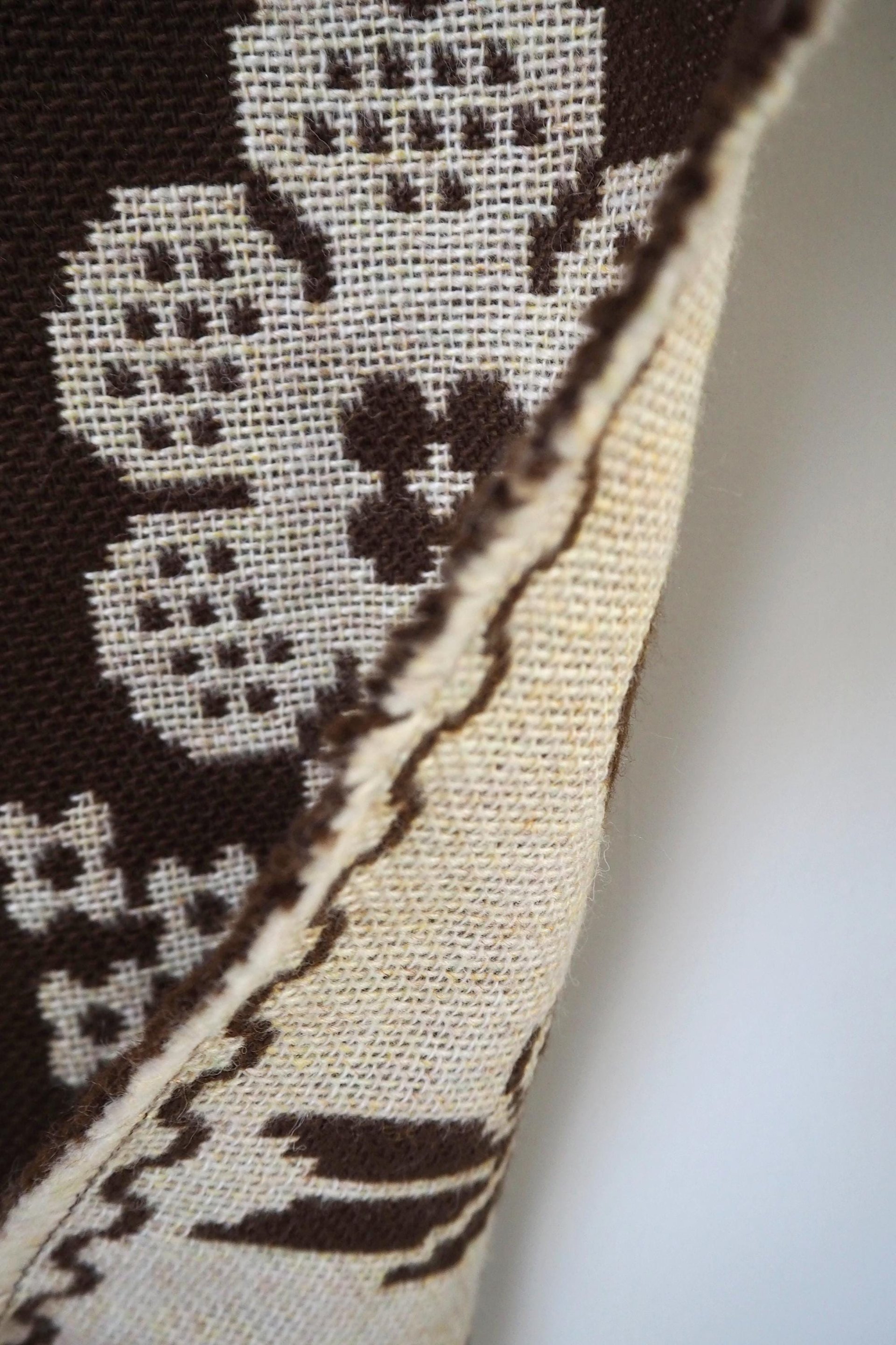 Vintage wall hanging | Brown and light beige wall hanging | Scandinavian wall hanging | Vintage wall tapestry | Handmade wall tapestry