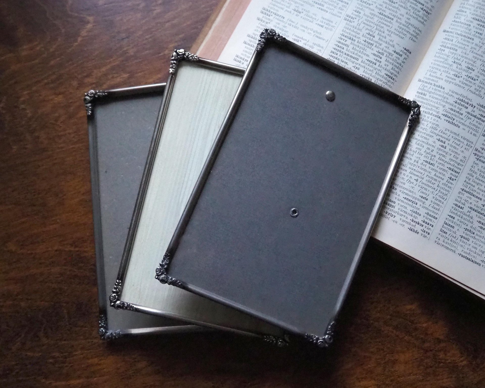 Set of three vintage photo frames | Silver plated photo frames 12x18 cm | Vintage silver plated picture frames | Vintage picture frames