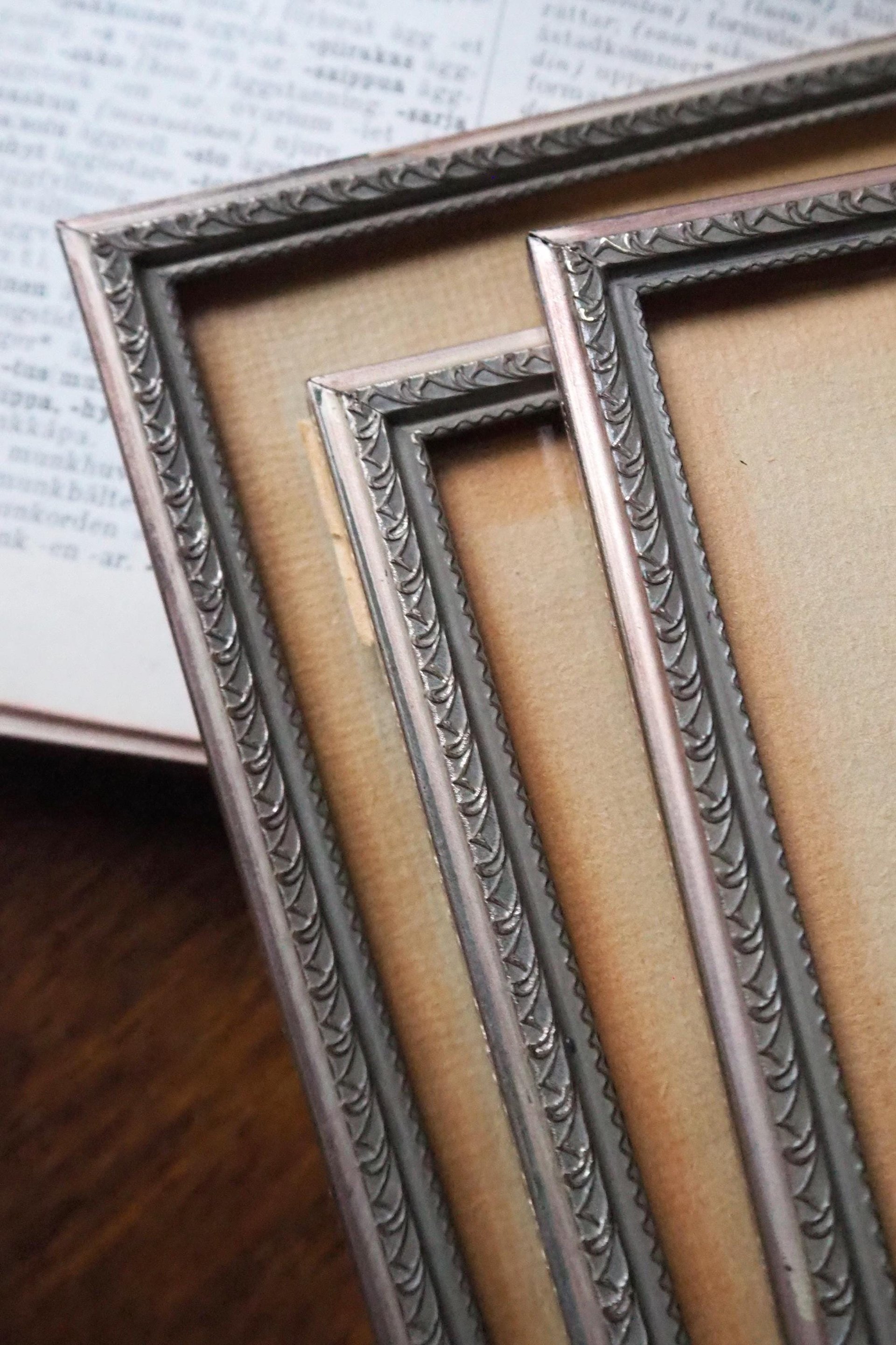 Set of three vintage photo frames | Silver plated photo frames 11x16 cm | Vintage silver plated picture frames | Vintage picture frames
