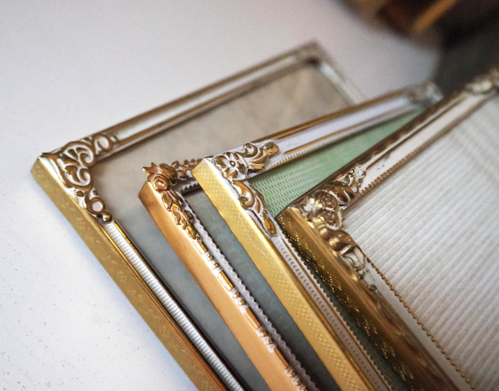Set of four vintage photo frames | Set of four mismatched vintage frames | Vintage brass picture frames | Vintage brass frame set