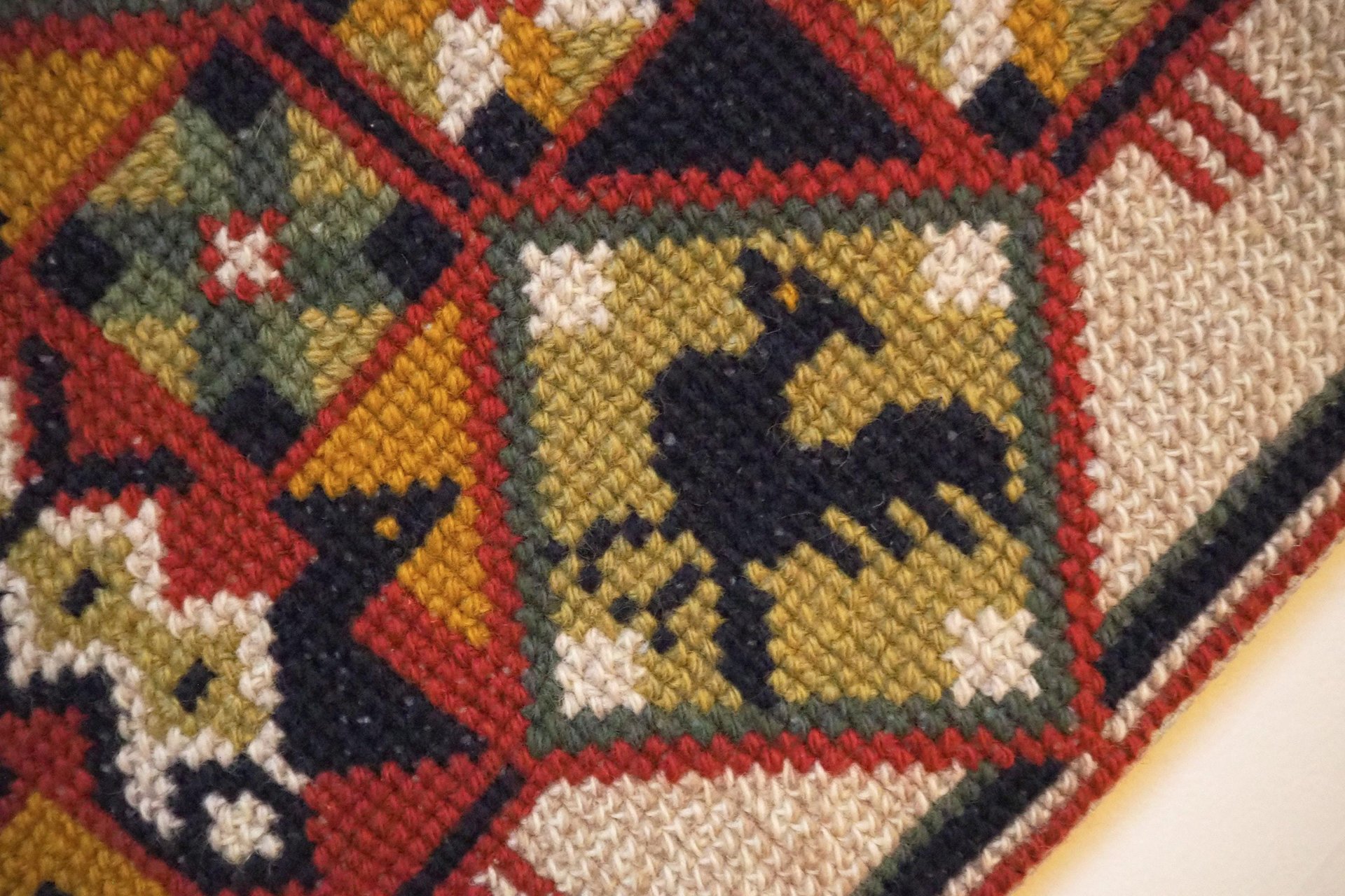 Vintage wall hanging | Scandinavian wall hanging | Traditional wall tapestry | Ornamental wall hanging | Finnish tapestry