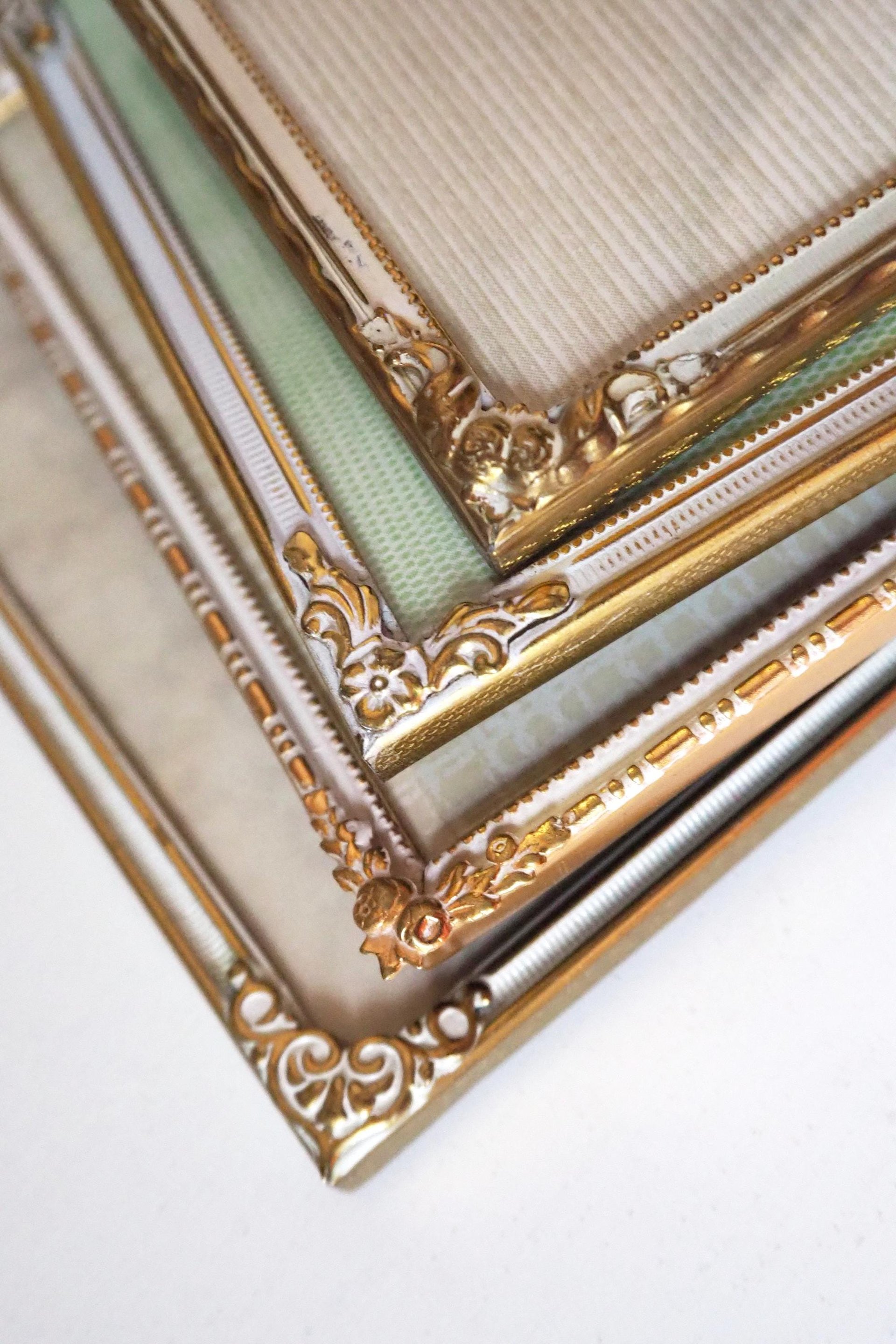 Set of four vintage photo frames | Set of four mismatched vintage frames | Vintage brass picture frames | Vintage brass frame set