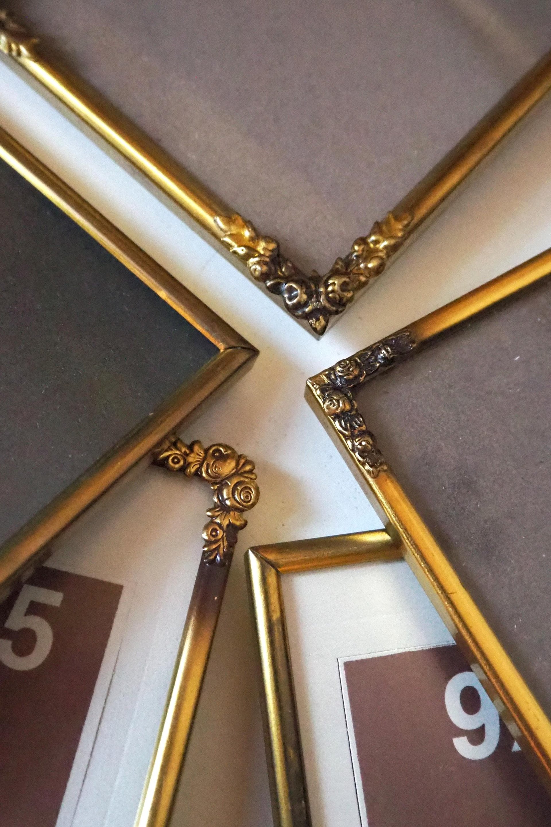 Set of five vintage photo frames | Mismatched photo frames | Set of five brass vintage frames | Vintage brass picture frames