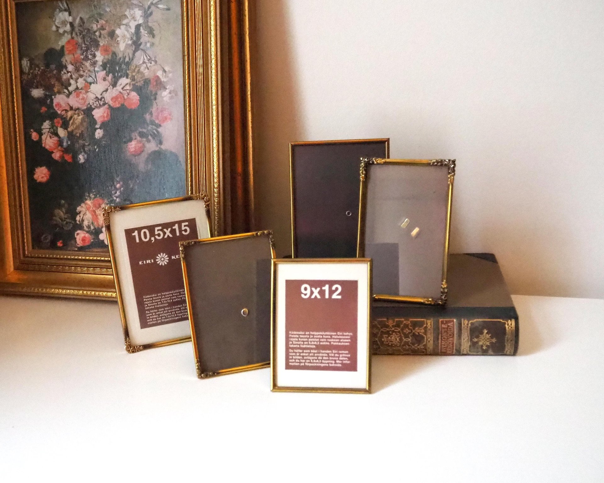 Set of five vintage photo frames | Mismatched photo frames | Set of five brass vintage frames | Vintage brass picture frames