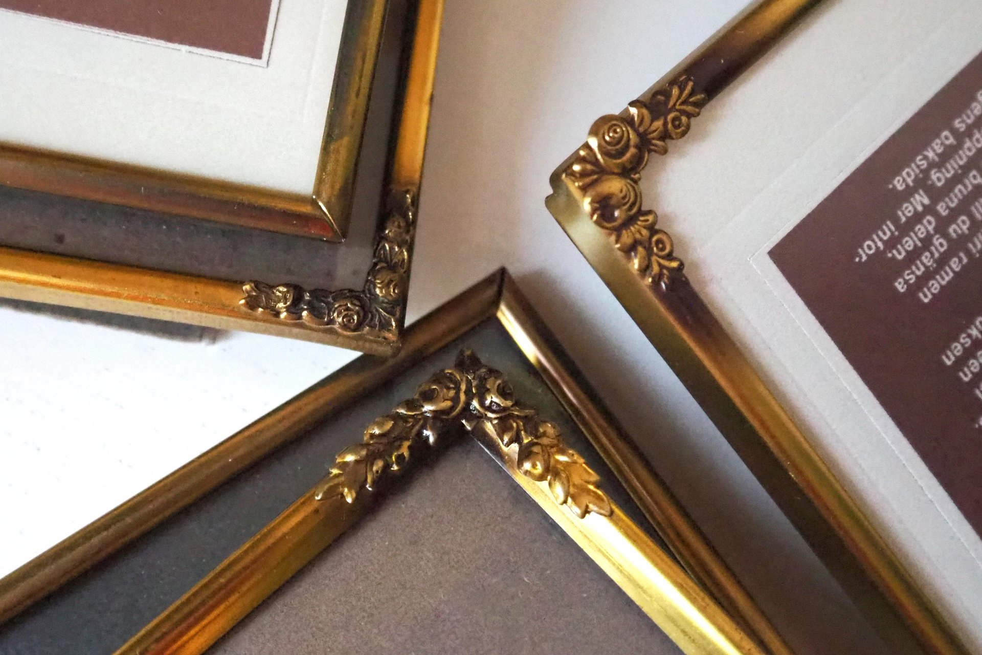 Set of five vintage photo frames | Mismatched photo frames | Set of five brass vintage frames | Vintage brass picture frames