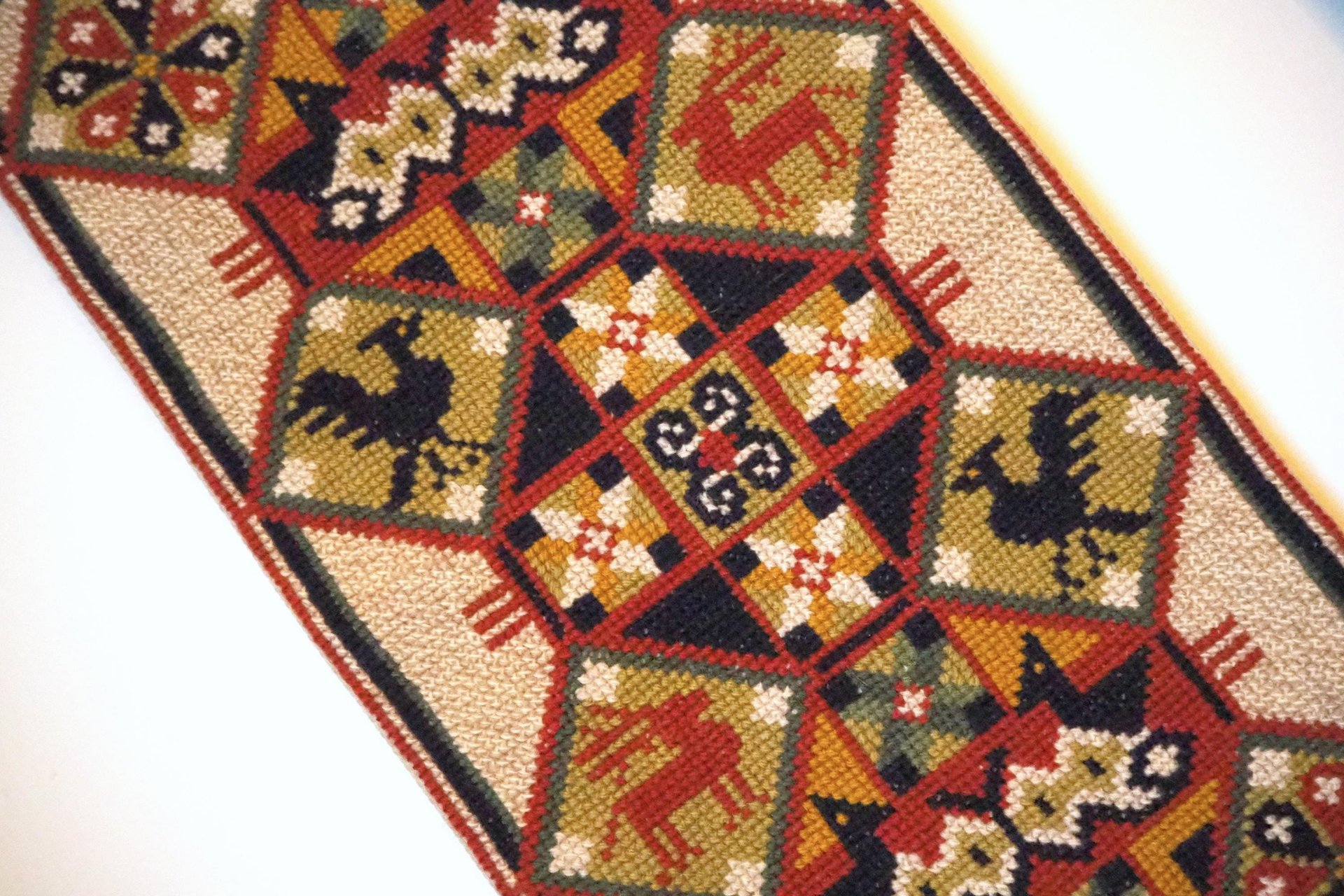 Vintage wall hanging | Scandinavian wall hanging | Traditional wall tapestry | Ornamental wall hanging | Finnish tapestry