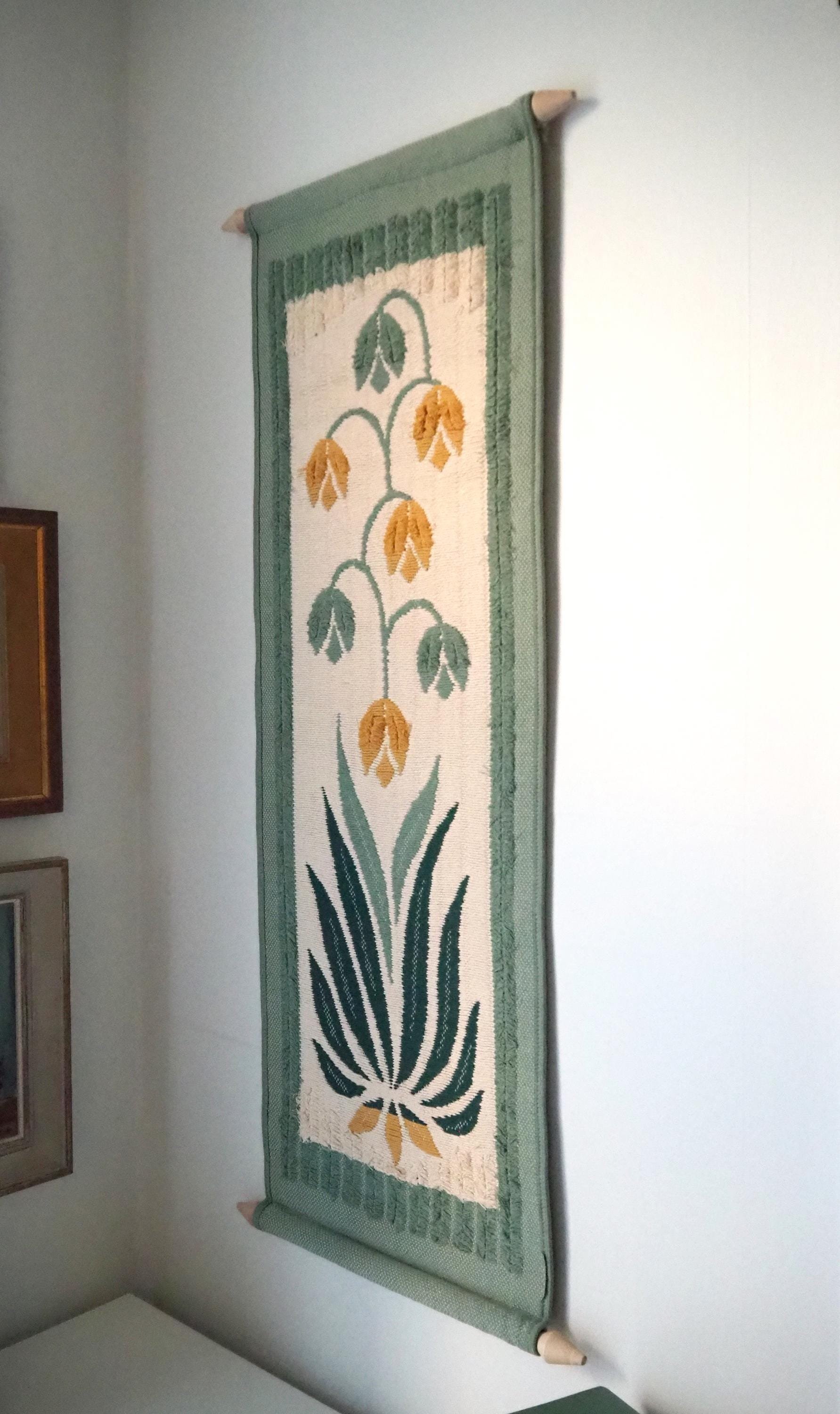 Vintage wall hanging | Floral wall tapestry | Scandinavian woven textile | Pastel wall tapestry | | Made in Finland