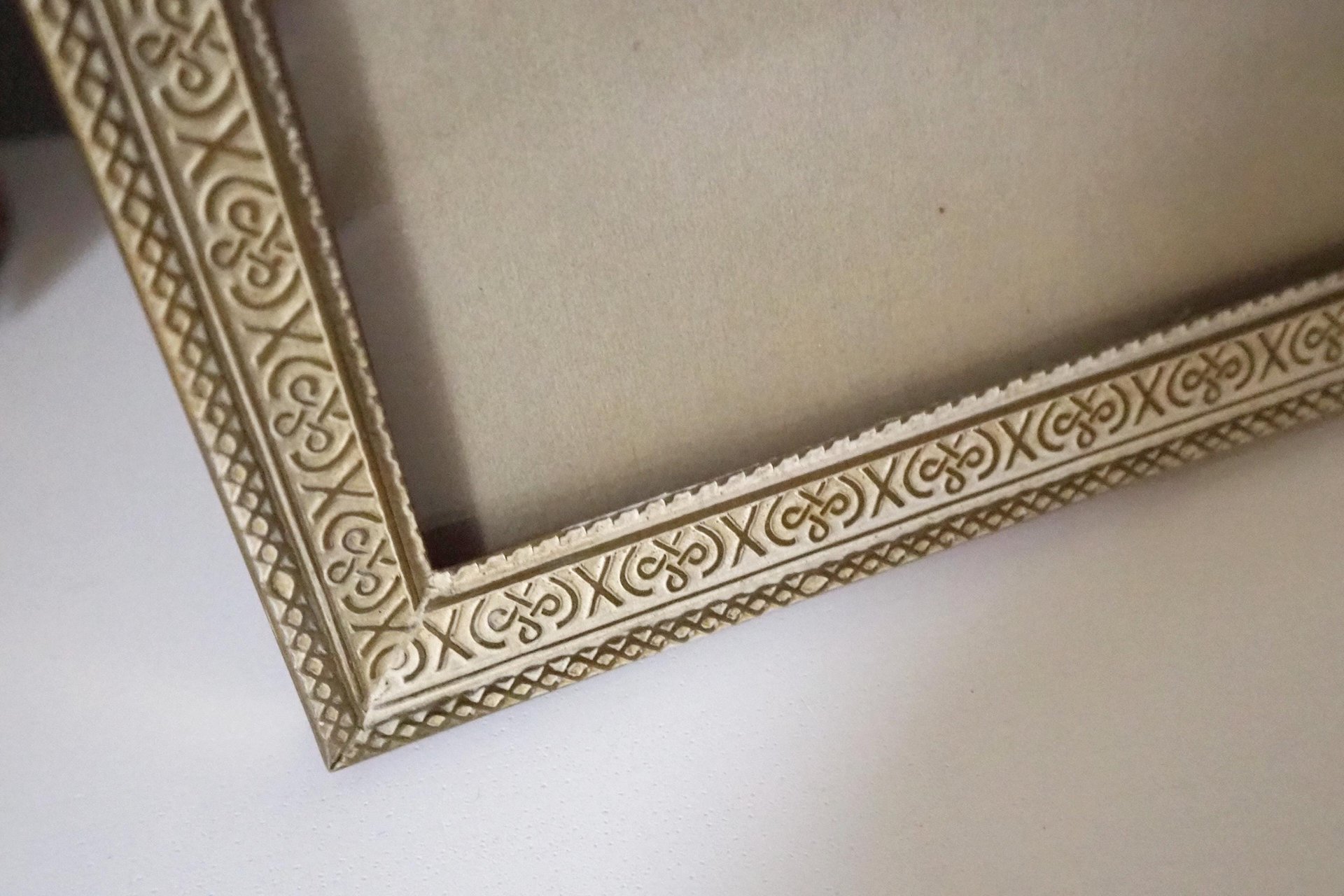 Vintage photo frame 18x24 cm | Vintage brass frame | Brass picture frame | Ornate photo frame | Vintage photo frame