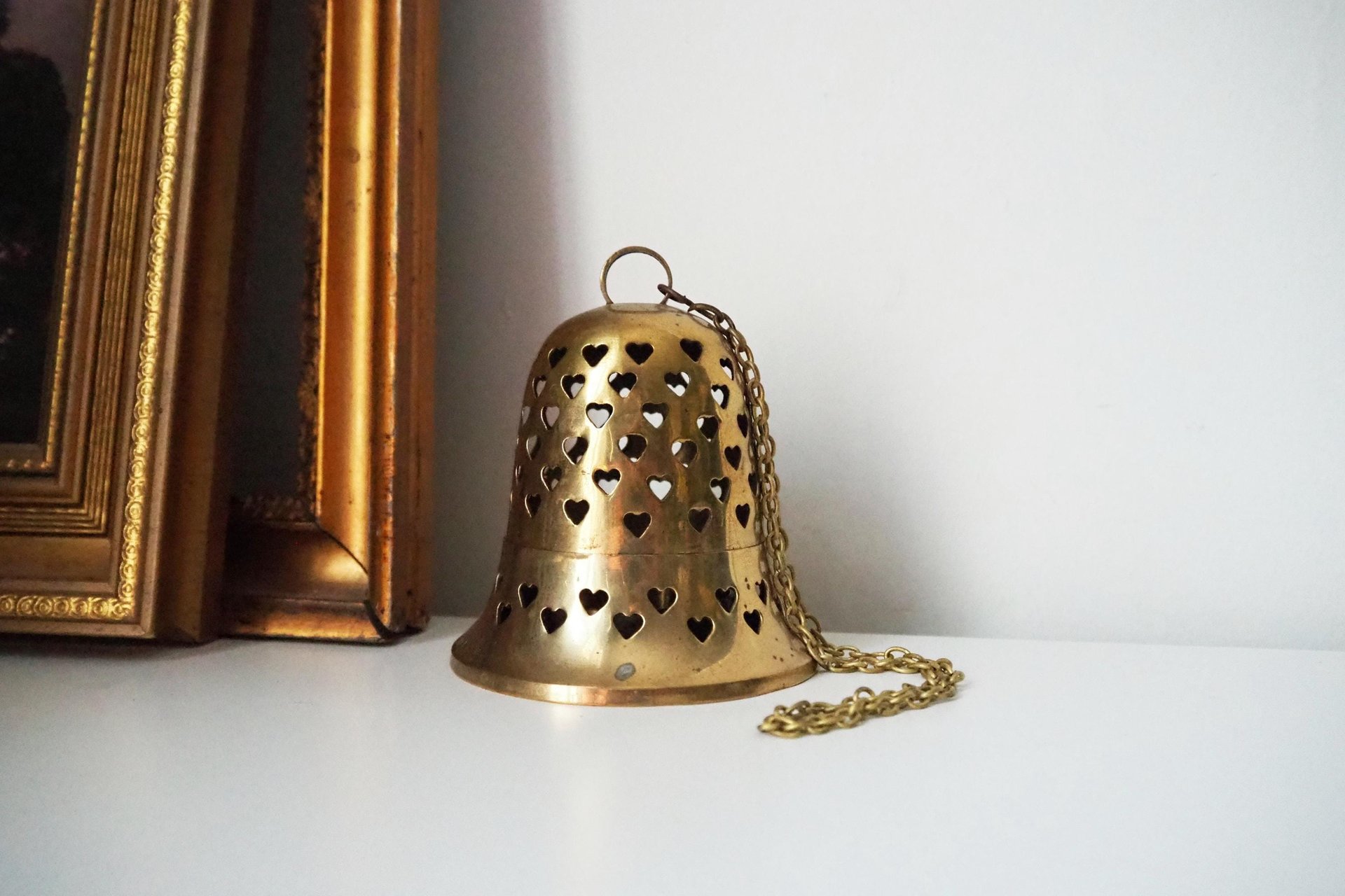 Vintage tealight candle holder | Vintage hanging lantern | Vintage heart votive candleholder | Hanging brass tealight holder