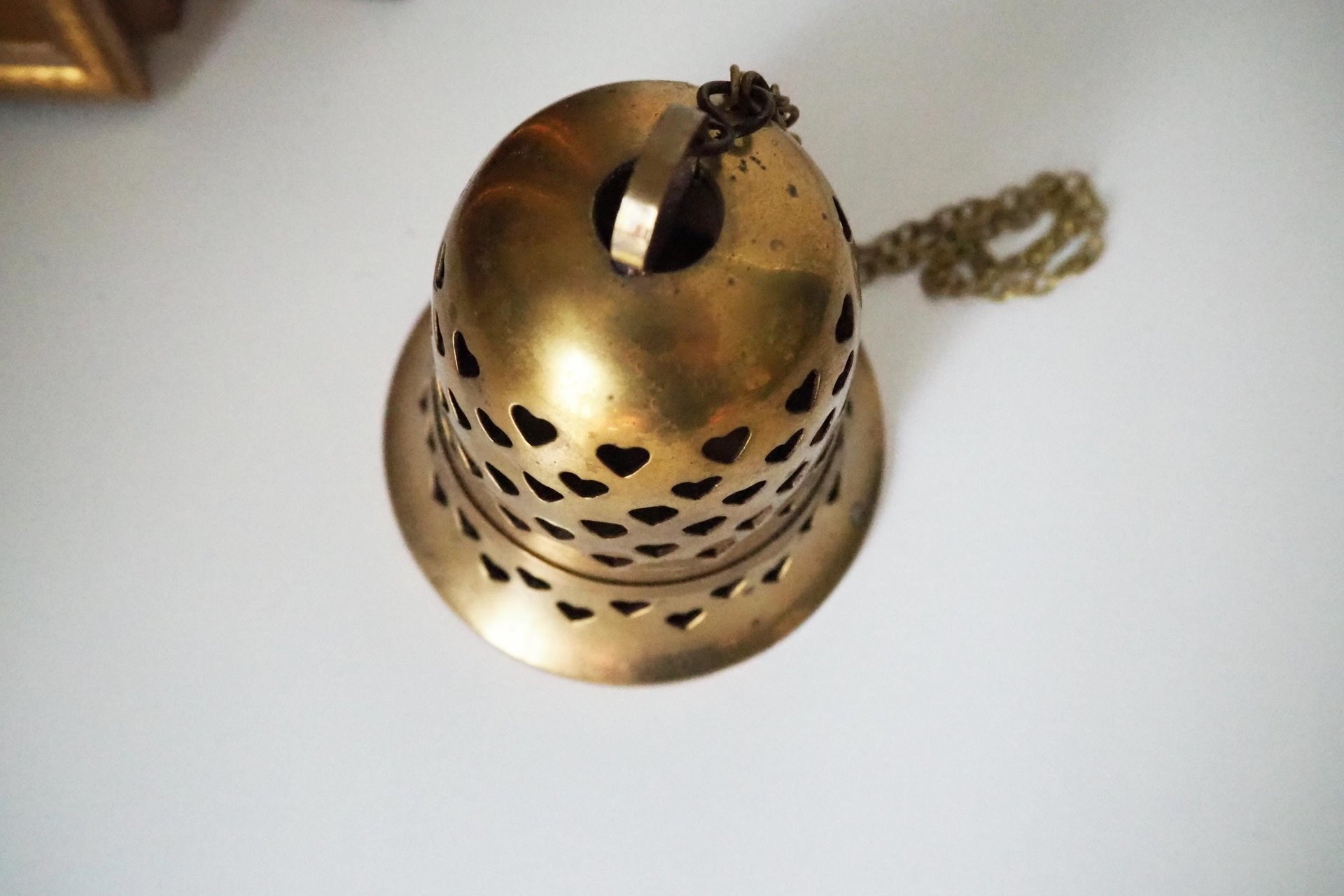 Vintage tealight candle holder | Vintage hanging lantern | Vintage heart votive candleholder | Hanging brass tealight holder