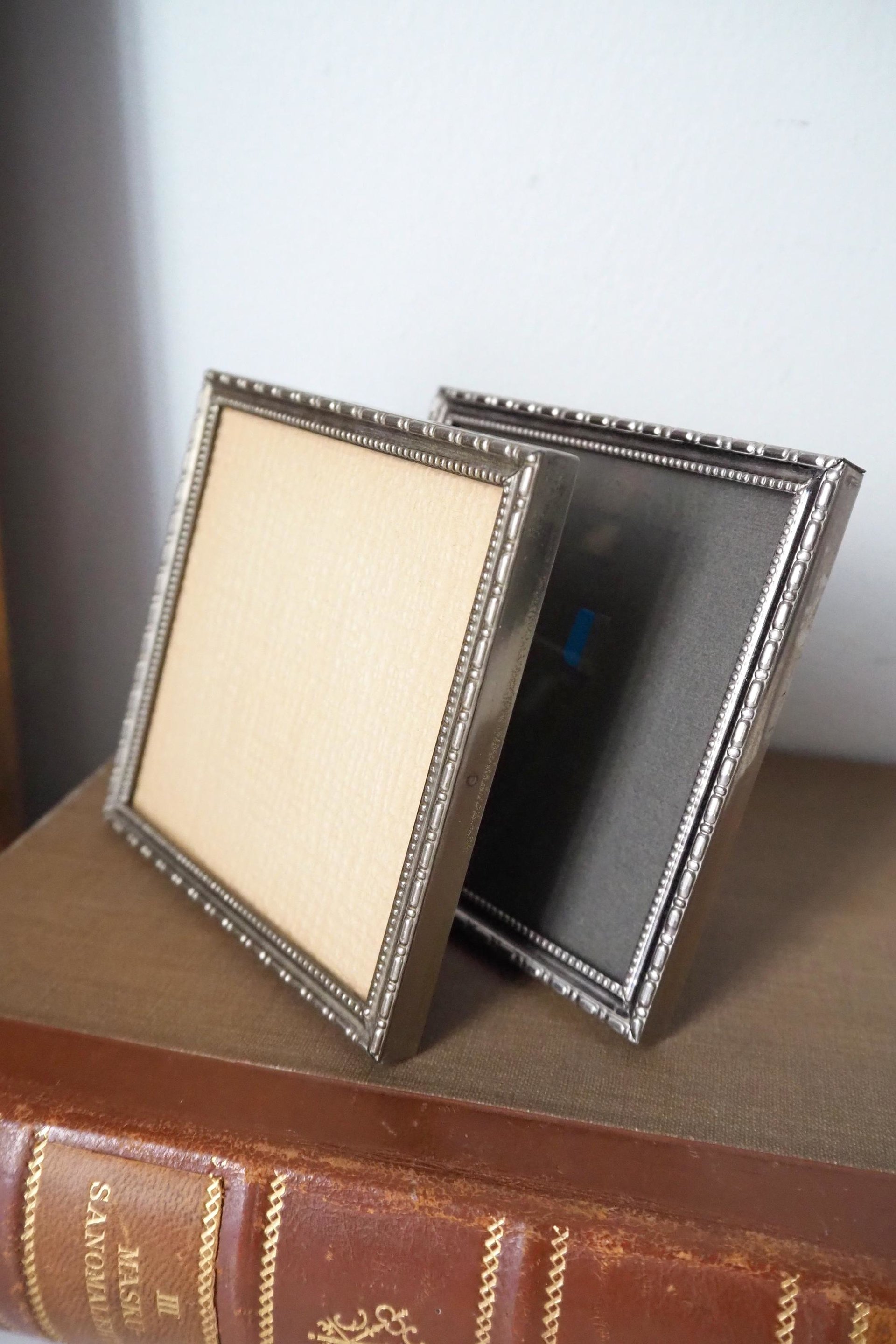 Set of two vintage photo frames | Vintage silver plated photo frames | Silver plated square frames | Silver plated picture frames