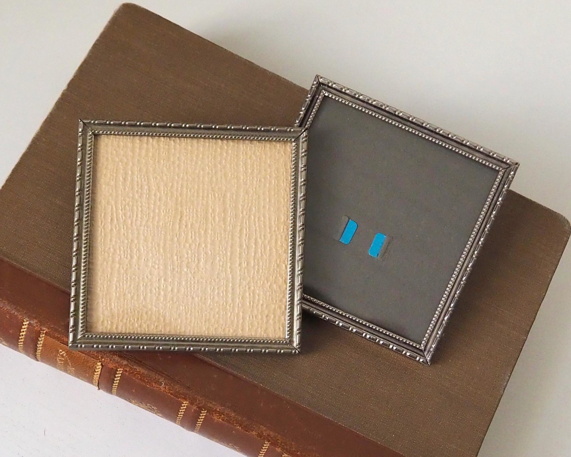 Set of two vintage photo frames | Vintage silver plated photo frames | Silver plated square frames | Silver plated picture frames