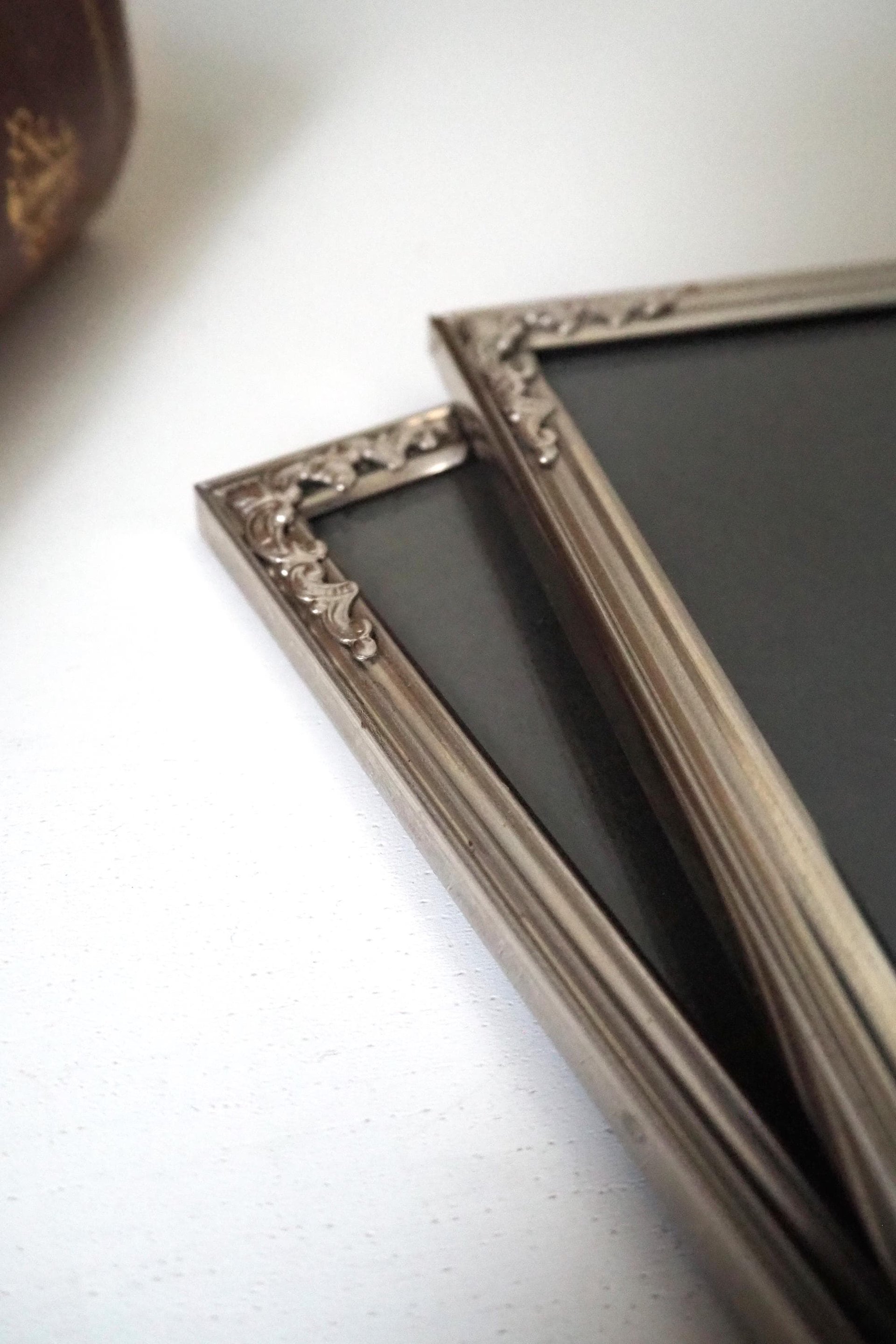 Set of two vintage silver plated photo frames | Silver plated photo frames | Vintage picture frames | Matching frames