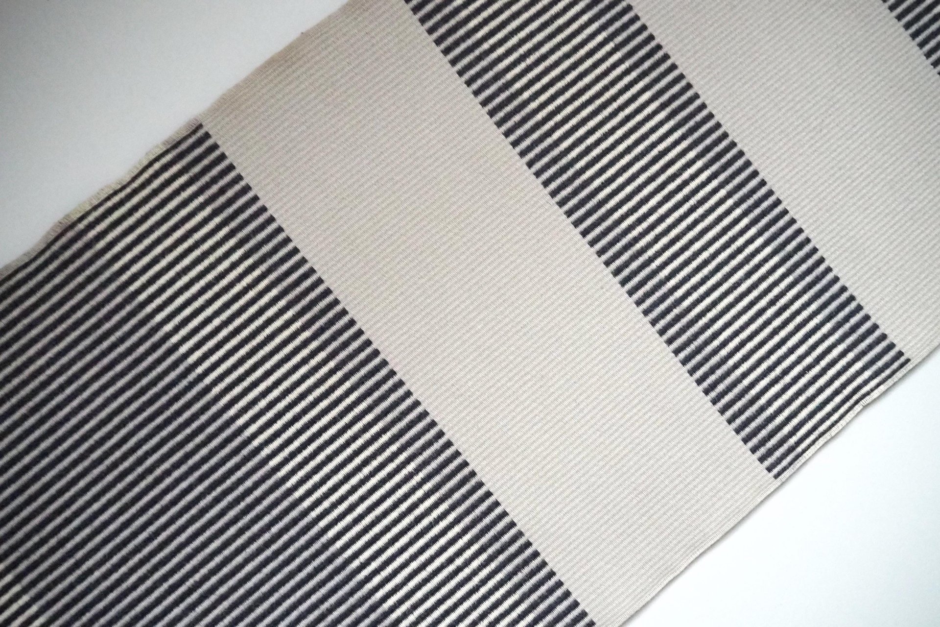 Vintage wall tapestry | Long wall hanging | Scandinavian woven textile | Geometrical wall tapestry | Black and white wall tapestry