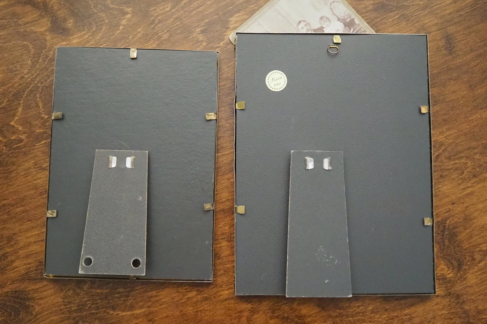 Set of two vintage photo frames | Vintage photo frames | Vintage brass picture frames | Mismatched photo frames