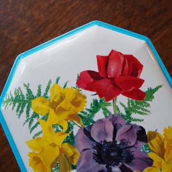 Vintage floral tin box | Floral tin box | Vintage storage box