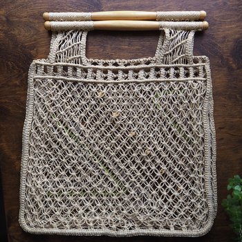 Vintage macrame bag | Macrame bag | Macrame woven handbag with wooden handles | Boho macrame bag