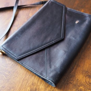 Vintage leather envelope bag | Vintage leather bag | Black envelope bag | Vintage leather crossbody bag