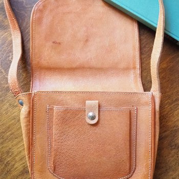 Vintage leather crossbody bag | Small crossbody bag | Vintage leather bag | Brown leather bag