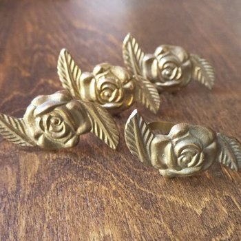 Vintage brass napkin rings | Set of four vintage napkin rings | Vintage rose napkin rings | Set of four brass napkin rings