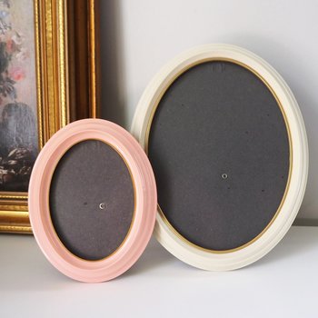 Set of two vintage picture frames | Oval photo frames | Vintage Jyden photo frames | Vintage photo frames