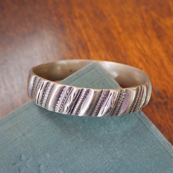 Vintage bangle bracelet | Silver tone bracelet | Vintage bangle | Silver tone bangle | Vintage boho bangle | Bangle bracelet