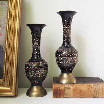 Set of two vintage vases | Brass vases | Matching vintage vases | Etched brass and black vases | Pastel vases
