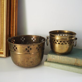 Set of two vintage planters | Heart brass planters | Vintage planters | Hanging vintage planters | Round vintage planters