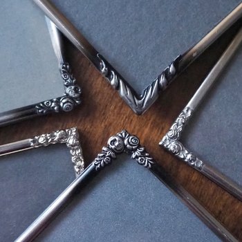Set of five vintage photo frames | Mismatched vintage picture frames | Vintage silver plated picture frames | Vintage silver plated frames
